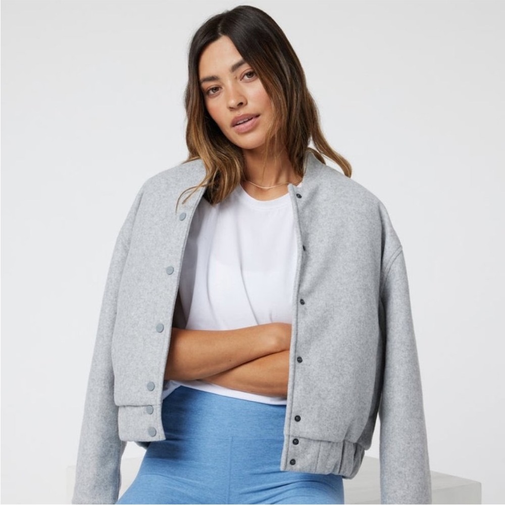 Vuori Women's SoHo Melton Jacket Light Gray NWT! Size Small